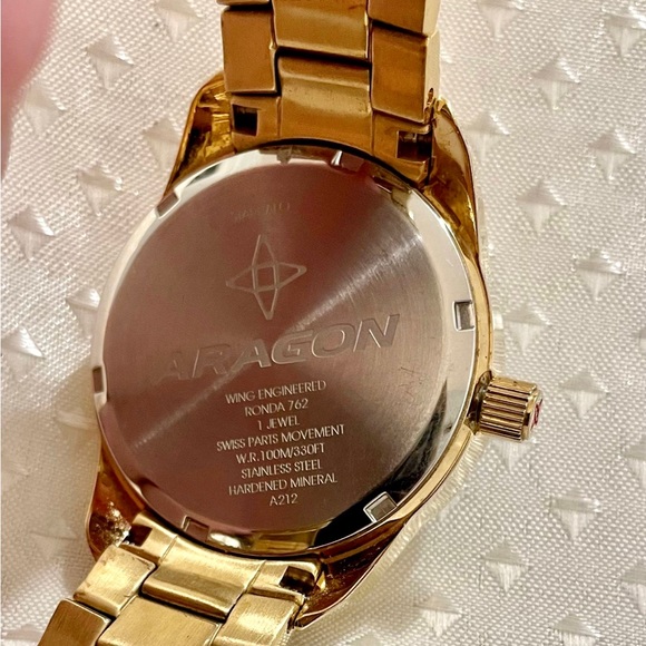Rare ARAGON Ronda 762 Gold Star Halo Abalone Swarovski Crystals Stainless Steel - Picture 4 of 5